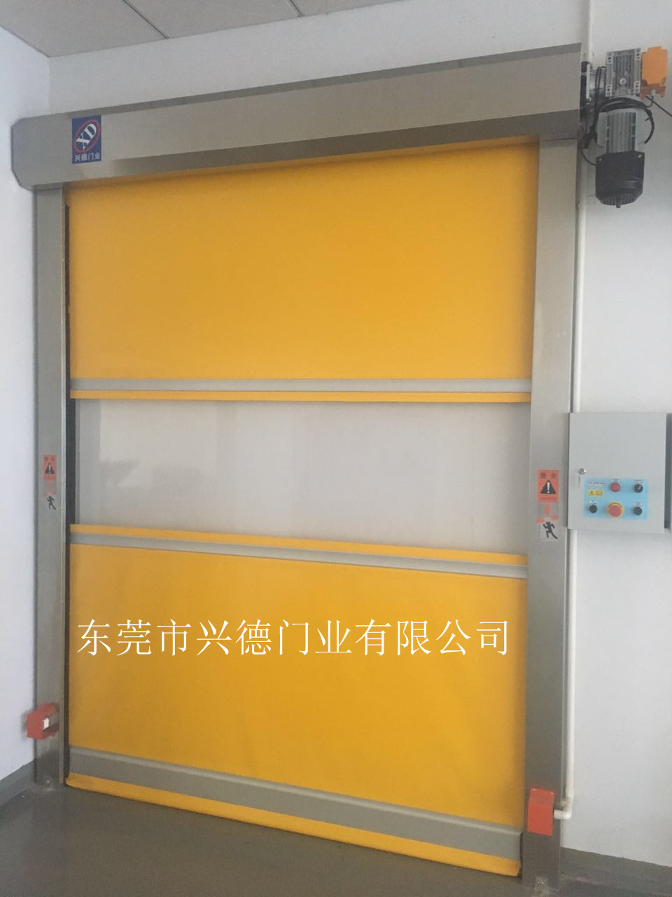 用小竅門(mén)選擇實(shí)力好的佛山快速卷簾門(mén)廠家？